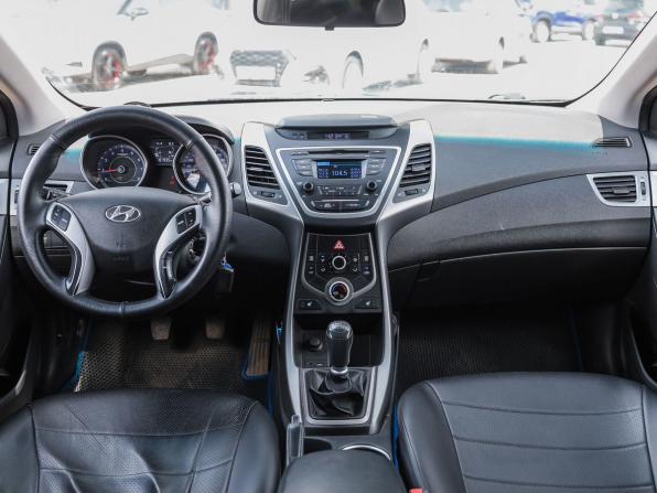 Hyundai Elantra V (MD) Рестайлинг с пробегом 2015 года, цена 1 099 000 рублей, 181934 км, седан, Автокод Объявления
