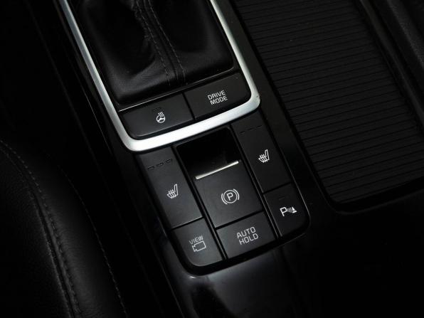 Kia Optima IV Рестайлинг с пробегом 2018 года, цена 1 500 000 рублей, 127200 км, седан, Автокод Объявления