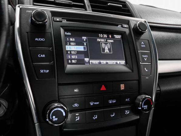 Toyota Camry VII (XV50) Рестайлинг с пробегом 2015 года, цена 1 820 000 рублей, 143404 км, седан, Автокод Объявления