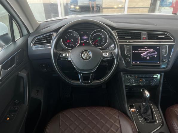Volkswagen Tiguan II с пробегом 2017 года, цена 2 279 000 рублей, 98369 км, внедорожник, Автокод Объявления