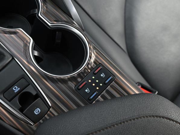 Toyota Camry VIII (XV70) с пробегом 2019 года, цена 1 669 000 рублей, 73197 км, седан, Автокод Объявления