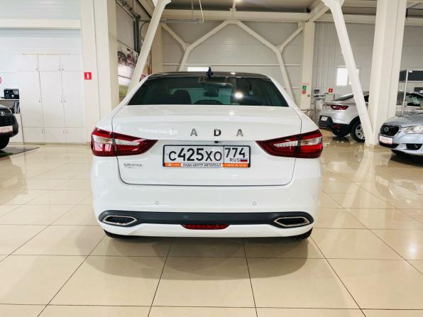 Lada (ВАЗ) Vesta I Рестайлинг (NG) с пробегом 2025 года, цена 1 800 000 рублей, 3963 км, седан, Автокод Объявления