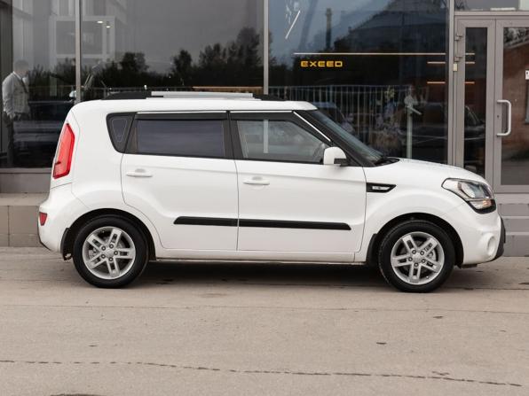 Kia Soul I Рестайлинг с пробегом 2013 года, цена 880 000 рублей, 300431 км, хэтчбек, Автокод Объявления
