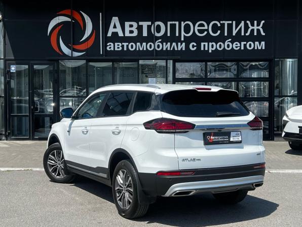 Geely Atlas Pro с пробегом 2023 года, цена 2 190 000 рублей, 58800 км, внедорожник, Автокод Объявления