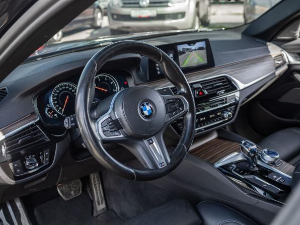 BMW 5 серии VII (G30/G31/G38) с пробегом 2017 года, цена 4 599 000 рублей, 112539 км, седан, Автокод Объявления