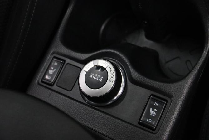 Nissan Qashqai II с пробегом 2016 года, цена 1 695 950 рублей, 145608 км, внедорожник, Автокод Объявления