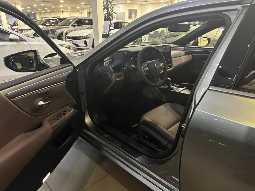Lexus ES VII Рестайлинг 2 Брянск  - изображение 12