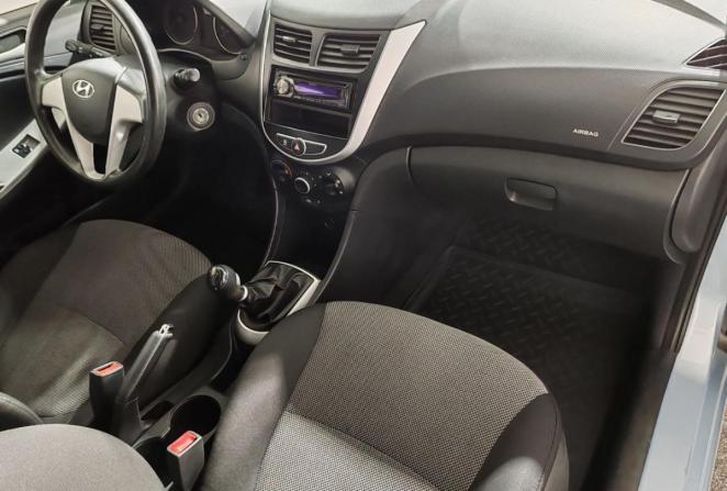 Hyundai Solaris I с пробегом 2012 года, цена 550 000 рублей, 172410 км, хэтчбек, Автокод Объявления