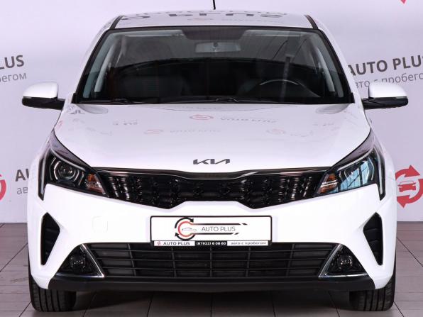 Kia Rio IV Рестайлинг с пробегом 2021 года, цена 2 029 000 рублей, 21500 км, седан, Автокод Объявления