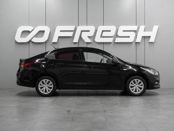 Hyundai Solaris II с пробегом 2019 года, цена 1 449 000 рублей, 97205 км, седан, Автокод Объявления