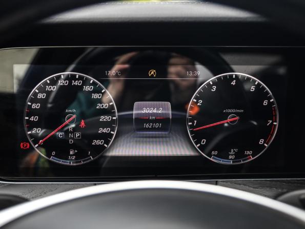 Mercedes-Benz E-Класс V (W213 S213 C238) с пробегом 2018 года, цена 2 749 000 рублей, 162099 км, седан, Автокод Объявления