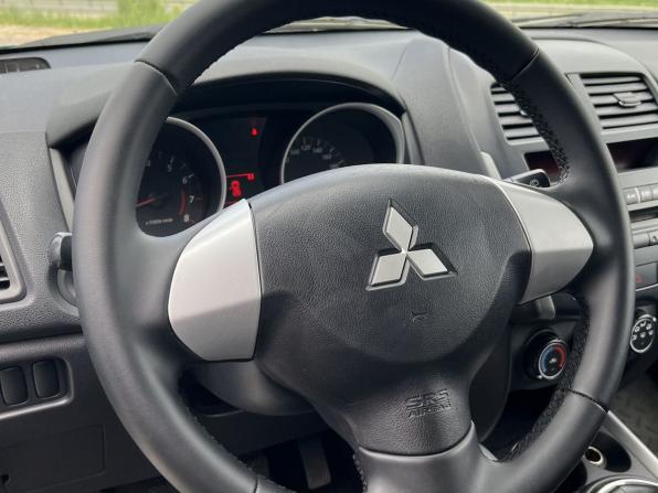 Mitsubishi ASX I с пробегом 2011 года, цена 899 990 рублей, 162810 км, внедорожник, Автокод Объявления