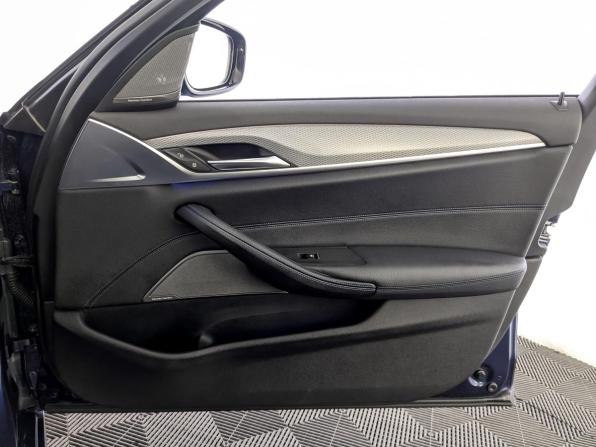 BMW 5 серии VII (G30/G31/G38) с пробегом 2019 года, цена 3 150 000 рублей, 200523 км, седан, Автокод Объявления