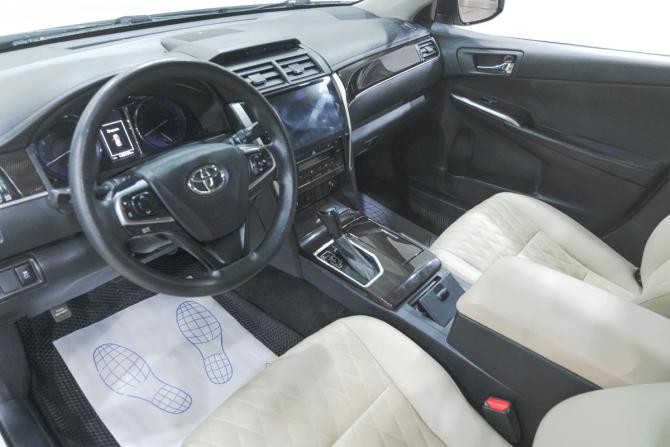 Toyota Camry VII (XV50) Рестайлинг 2 с пробегом 2017 года, цена 1 949 000 рублей, 128000 км, седан, Автокод Объявления