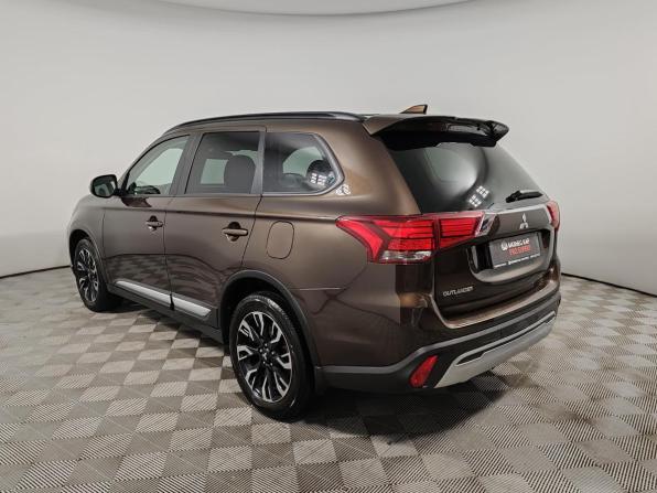 Mitsubishi Outlander III Рестайлинг 3 с пробегом 2021 года, цена 2 249 000 рублей, 107418 км, внедорожник, Автокод Объявления