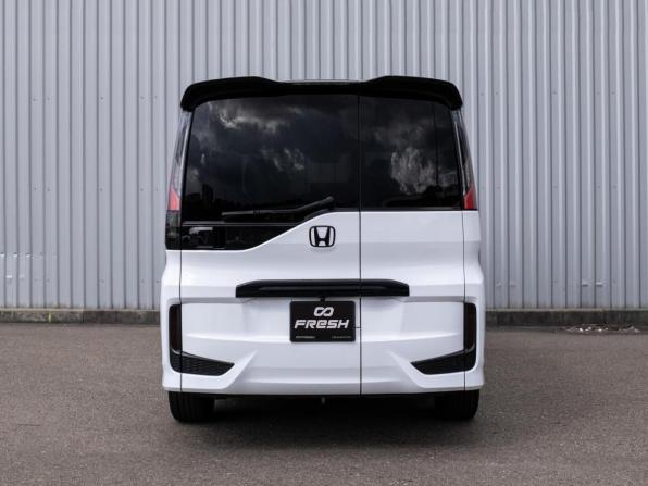 Honda Stepwgn V с пробегом 2015 года, цена 2 299 000 рублей, 105093 км, минивэн, Автокод Объявления