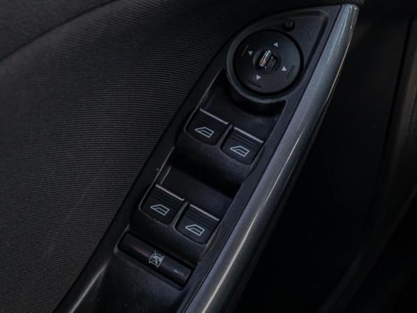 Ford Focus III с пробегом 2013 года, цена 855 000 рублей, 214177 км, универсал, Автокод Объявления