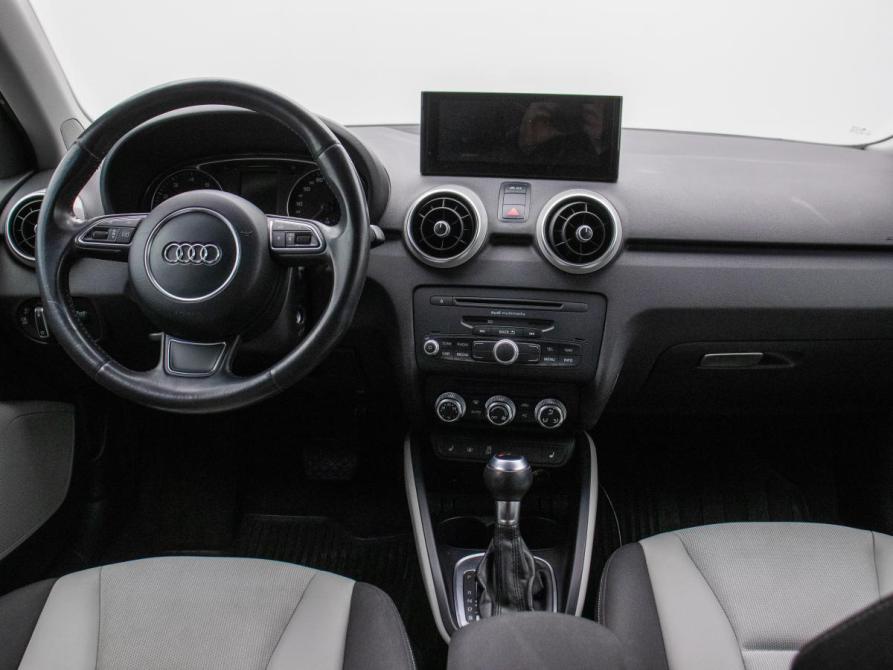 Audi A1 I (8X) Москва  - изображение 13