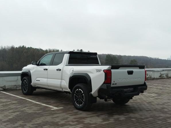 Toyota Tacoma IV с пробегом 2024 года, цена 7 990 000 рублей, 78 км, пикап, Автокод Объявления