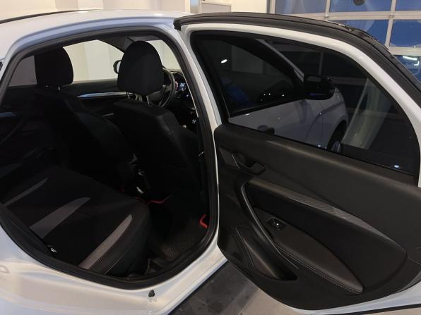 Lada (ВАЗ) Vesta I Рестайлинг (NG) с пробегом 2023 года, цена 1 265 000 рублей, 45459 км, седан, Автокод Объявления