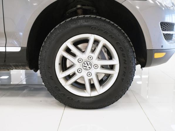 Volkswagen Touareg I Рестайлинг с пробегом 2009 года, цена 968 000 рублей, 267881 км, внедорожник, Автокод Объявления