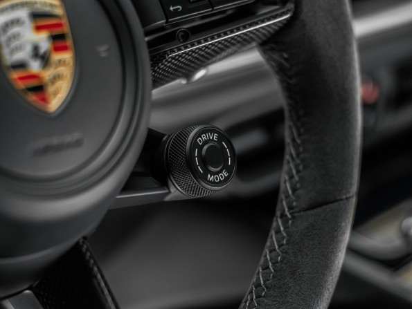 Новый Porsche Cayenne III Рестайлинг 2024 года, цена 27 304 400 рублей, внедорожник, Автокод Объявления