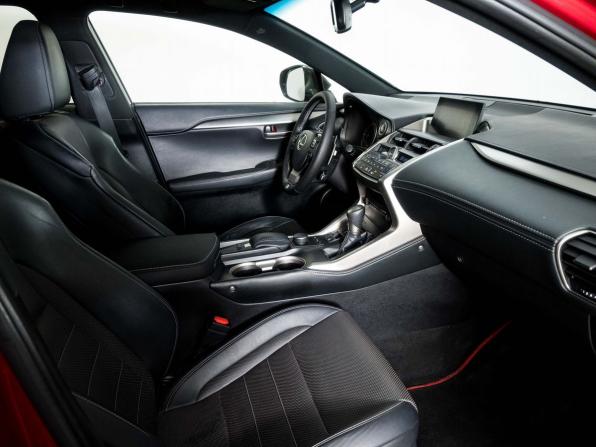 Lexus NX I Рестайлинг с пробегом 2017 года, цена 2 866 000 рублей, 150000 км, внедорожник, Автокод Объявления