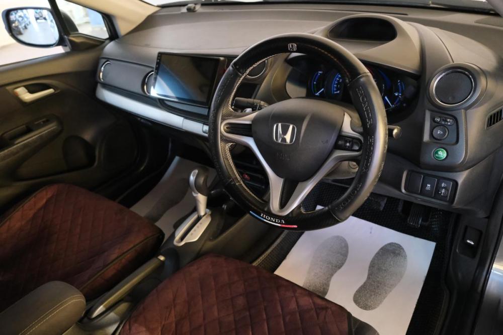 Honda Insight II Рестайлинг Омск  - изображение 12