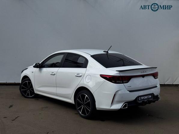 Kia Rio IV Рестайлинг с пробегом 2021 года, цена 1 858 000 рублей, 40358 км, седан, Автокод Объявления