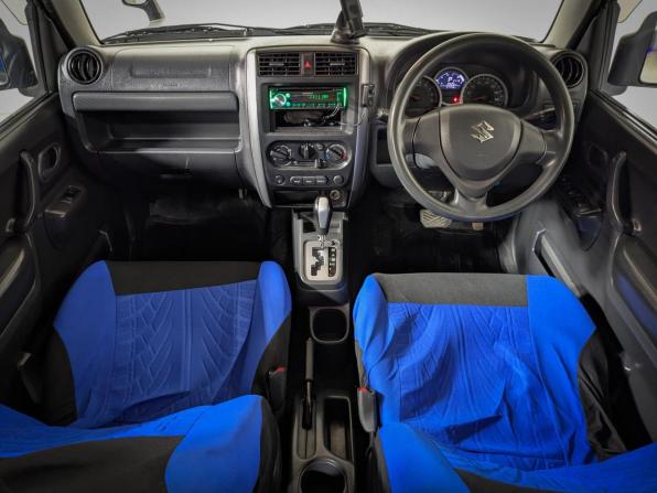 Suzuki Jimny III Рестайлинг 2 с пробегом 2016 года, цена 1 074 900 рублей, 58000 км, внедорожник, Автокод Объявления