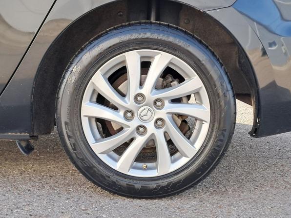 Mazda 3 II (BL) Рестайлинг с пробегом 2012 года, цена 730 000 рублей, 420000 км, седан, Автокод Объявления