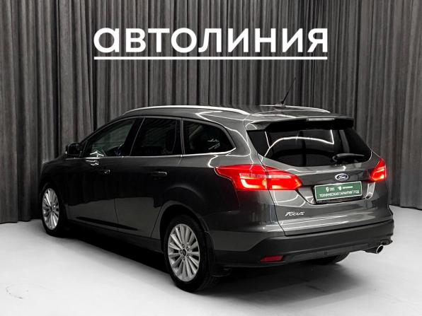 Ford Focus III Рестайлинг с пробегом 2019 года, цена 1 350 000 рублей, 79500 км, универсал, Автокод Объявления