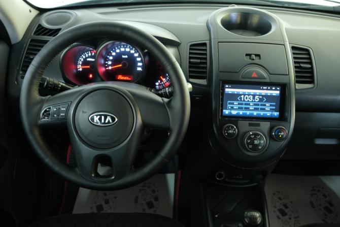 Kia Soul I с пробегом 2010 года, цена 599 000 рублей, 298000 км, хэтчбек, Автокод Объявления