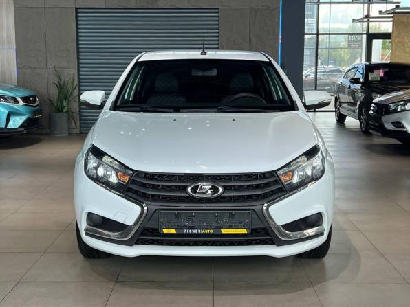 Lada (ВАЗ) Vesta I с пробегом 2018 года, цена 940 000 рублей, 112000 км, седан, Автокод Объявления