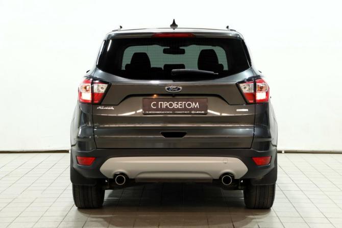 Ford Kuga II Рестайлинг с пробегом 2018 года, цена 1 749 000 рублей, 82635 км, внедорожник, Автокод Объявления