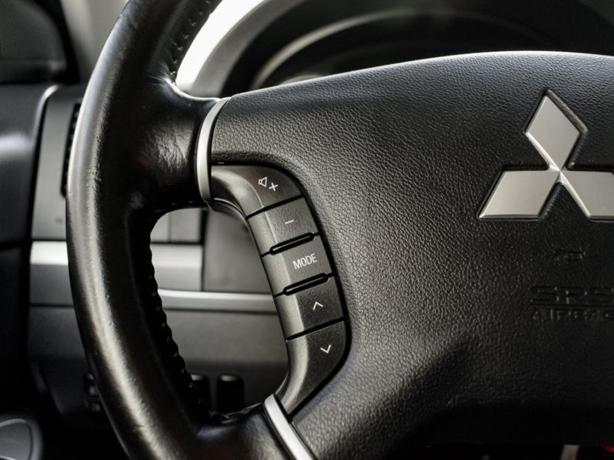Mitsubishi Pajero IV Рестайлинг 1 Екатеринбург  - изображение 16