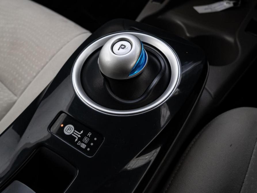 Nissan Leaf I (ZE0/AZE0) Краснодар  - изображение 15