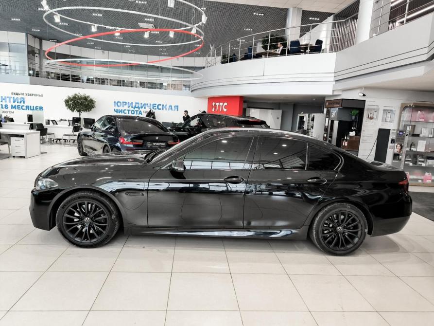 BMW 5 серии VI (F10/F11/F07) Рестайлинг Казань  - изображение 10