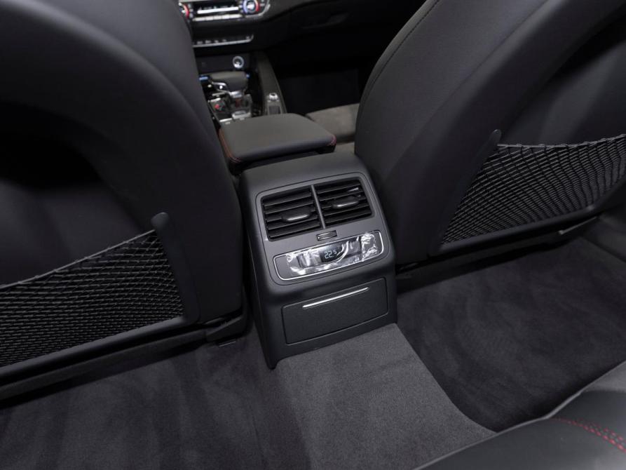 Audi A4 V (B9) Рестайлинг Москва  - изображение 14