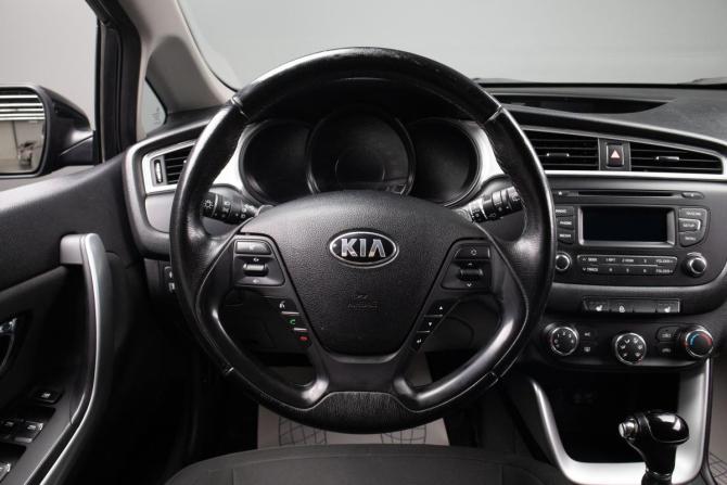 Kia Ceed II Рестайлинг с пробегом 2015 года, цена 1 199 000 рублей, 169500 км, хэтчбек, Автокод Объявления