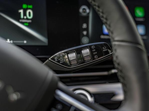 Omoda C5 I с пробегом 2023 года, цена 1 415 000 рублей, 90542 км, внедорожник, Автокод Объявления