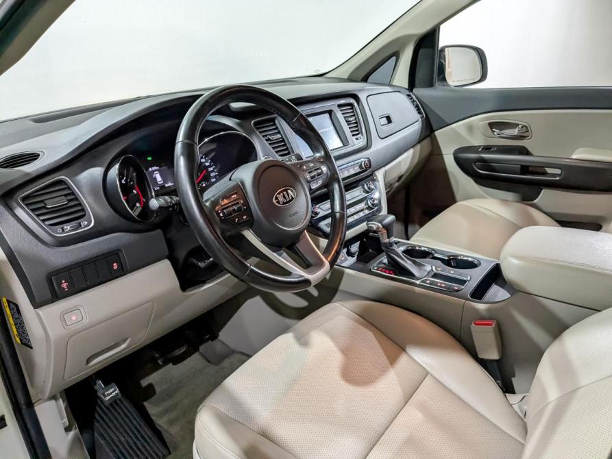 Kia Carnival III Москва  - изображение 17