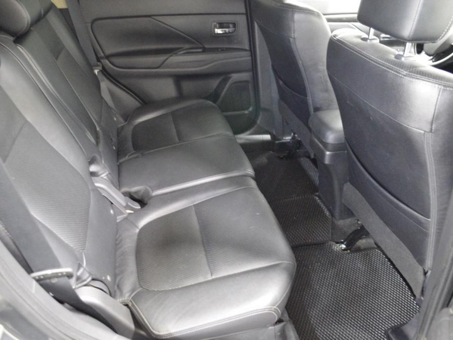 Mitsubishi Outlander III Рестайлинг 2 Санкт-Петербург  - изображение 13