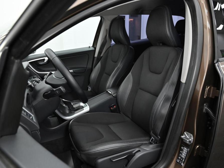 Volvo XC60 I Рестайлинг Москва  - изображение 12