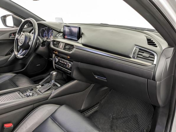 Mazda 6 III (GJ) Рестайлинг с пробегом 2017 года, цена 2 195 000 рублей, 109072 км, седан, Автокод Объявления