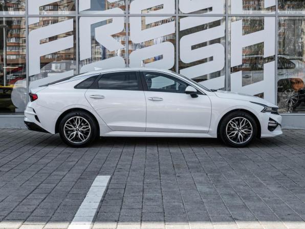 Kia K5 III с пробегом 2020 года, цена 2 605 000 рублей, 110382 км, седан, Автокод Объявления