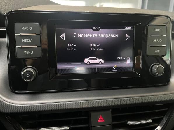 Skoda Rapid II с пробегом 2022 года, цена 1 780 000 рублей, 76091 км, лифтбек, Автокод Объявления