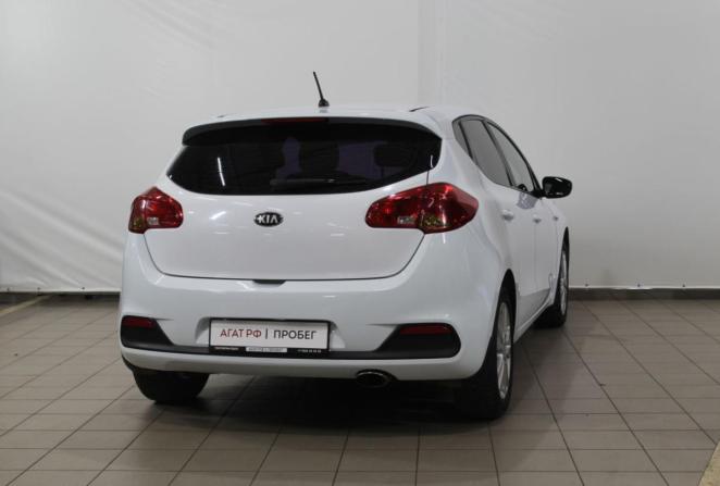 Kia Ceed II с пробегом 2013 года, цена 900 000 рублей, 178940 км, хэтчбек, Автокод Объявления