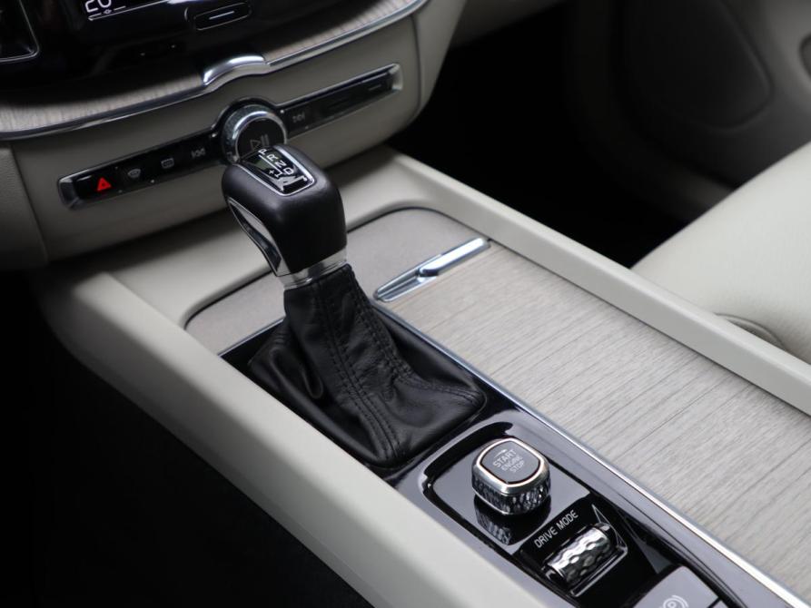Volvo XC60 II Санкт-Петербург  - изображение 18