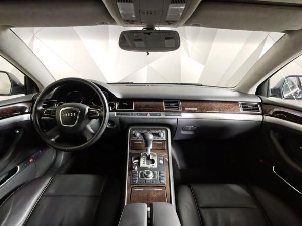 Audi A8 II (D3) Рестайлинг 2 с пробегом 2009 года, цена 1 235 000 рублей, 172105 км, седан, Автокод Объявления